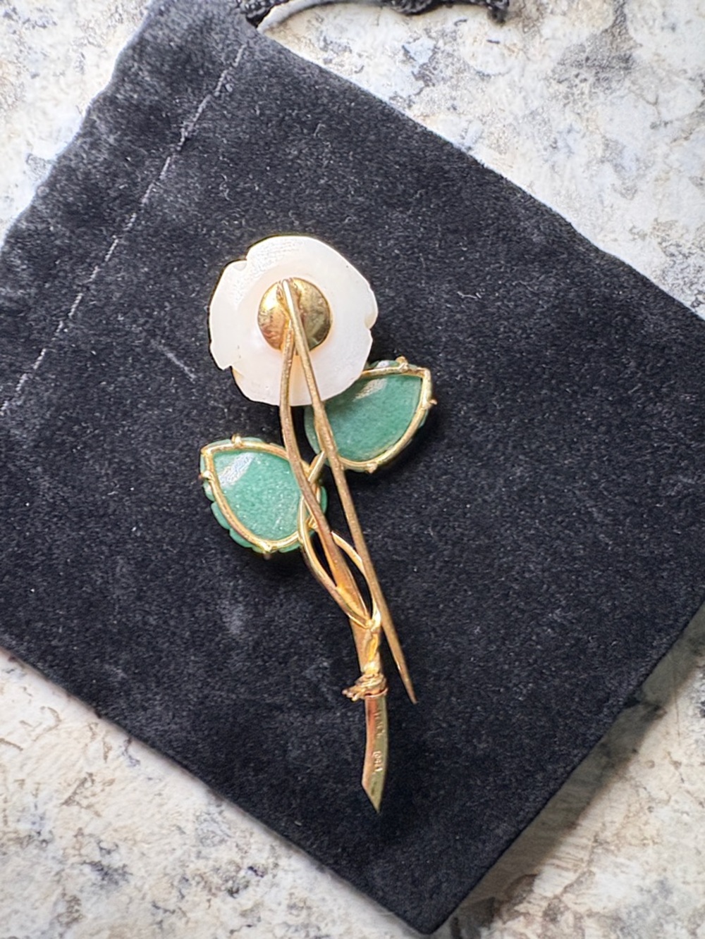 Vintage ITALY 14k solid Gold with Coral Rose and Jade Leaves Brooch - Picture 4 of 8